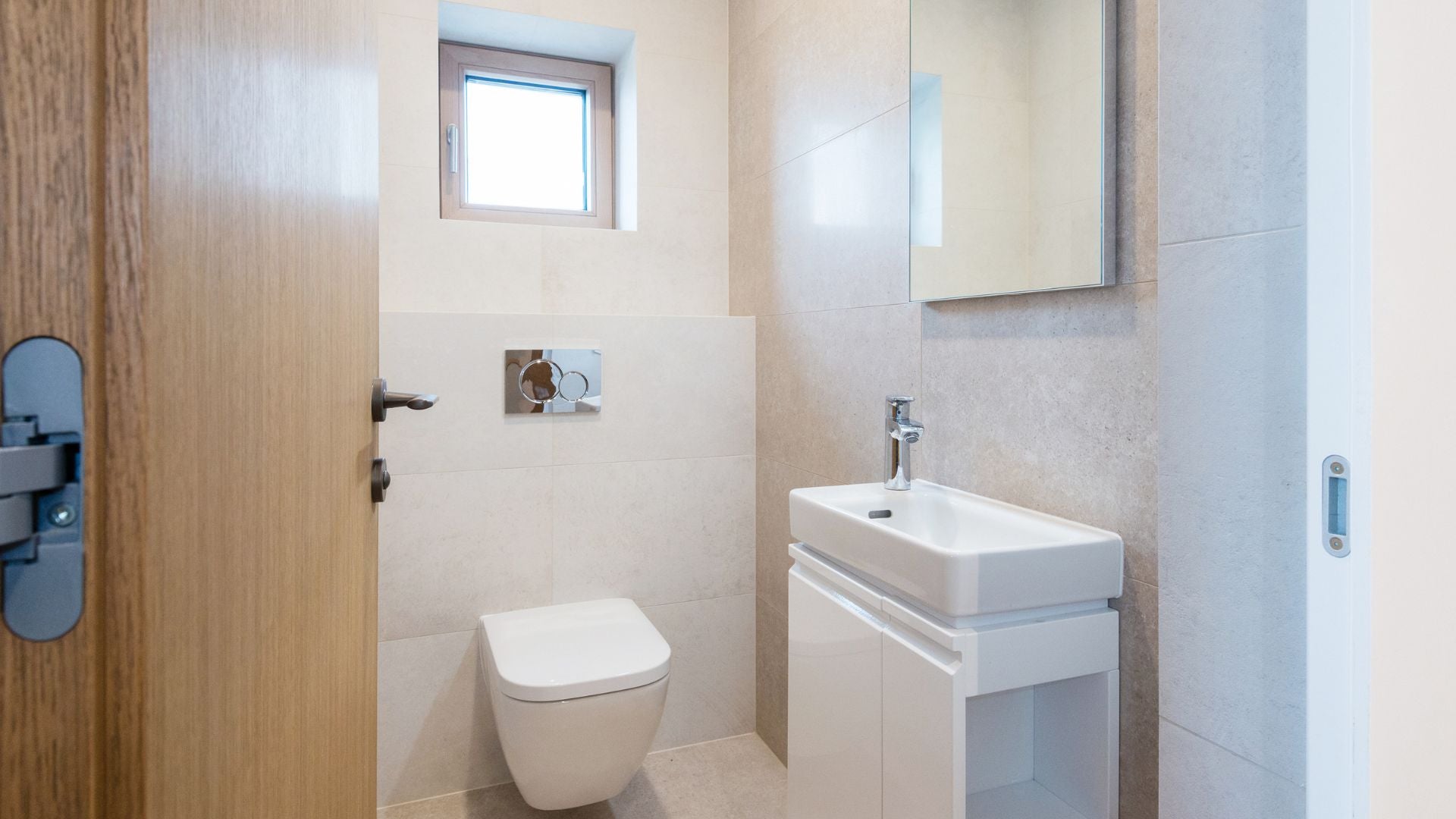 5 Economic Ways To Give Your Bathroom A Modern Twist